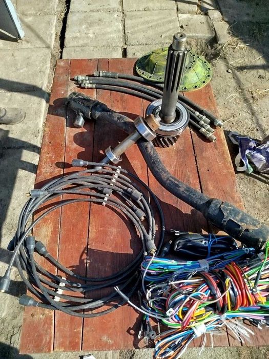 Запчастини до ЗІЛ все разом