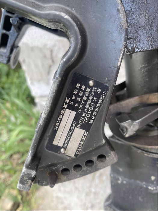 Мотор лодочний