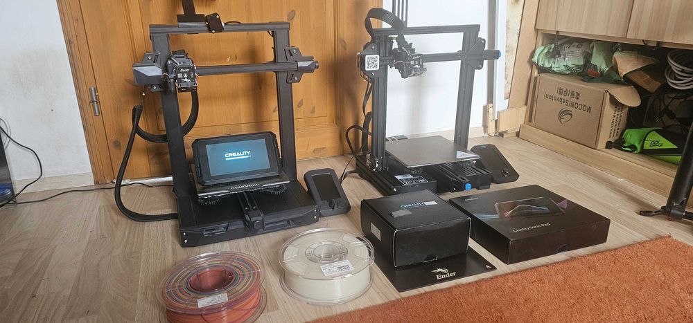Zestaw drukarek 3D Creality Ender 3 S1 Pro/Ender 3 V2 + Akcesoria