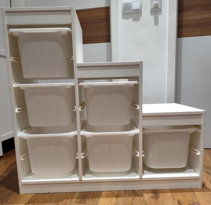 Sprzedam regał Trofast z Ikei z pojemnikami