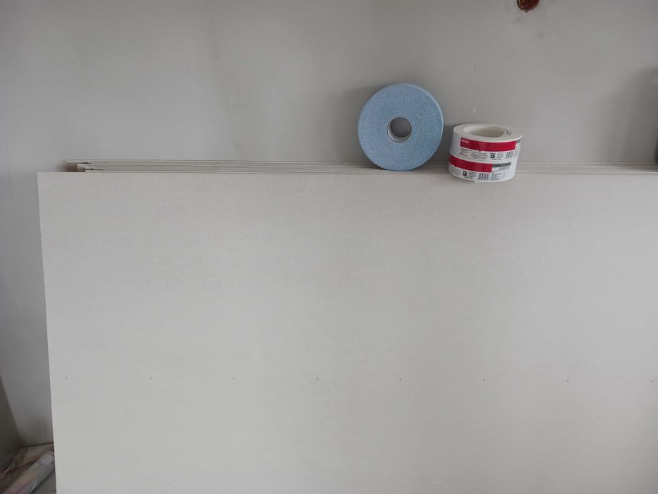 Sprzedam 10 szt. Płyt g-k firmy Knauf zwykła biała