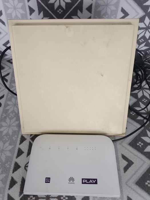 Router Huawei b715A na kartę + antena