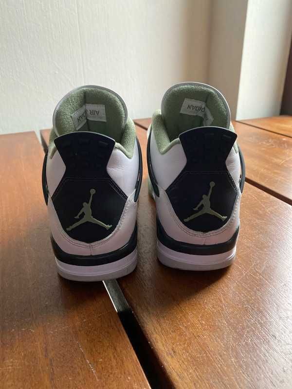 Biały\Powietrze*DamskieNikeAIrJordan4Retro UnisexTrampki 37.5