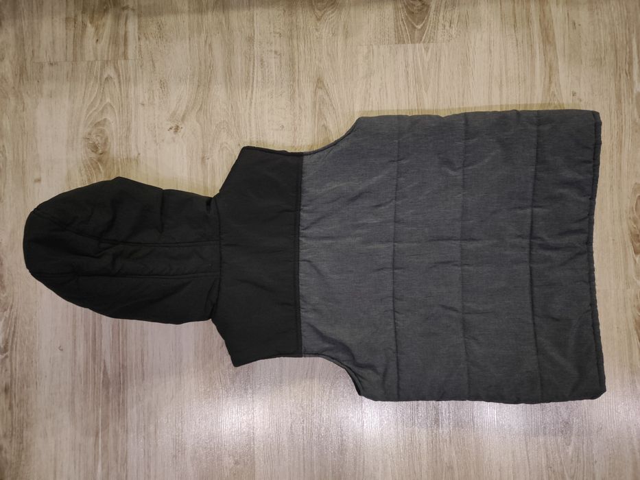 Bezrękawnik z kapturem r. 158/164