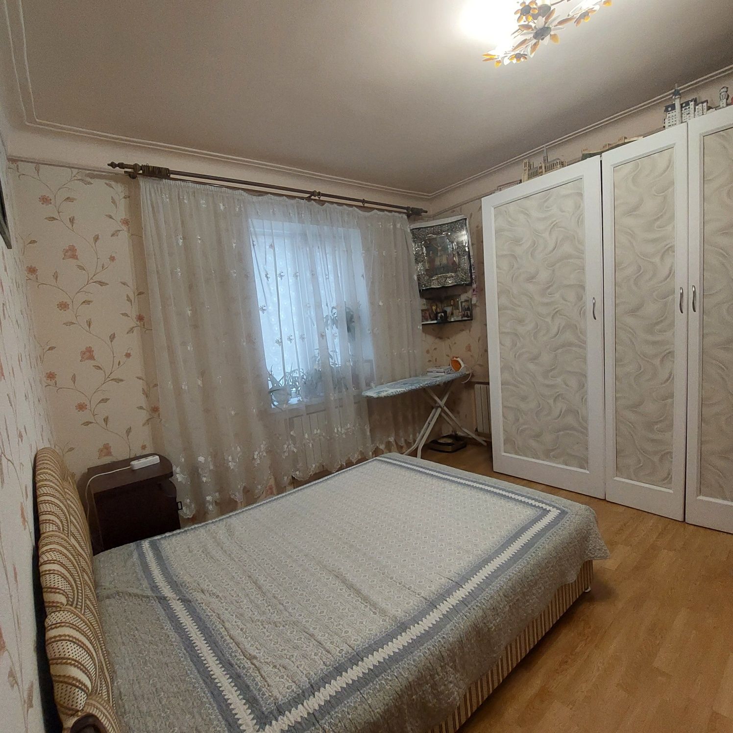 3 кім  з автономним газовим  опаленням. Р-н вул Калинова