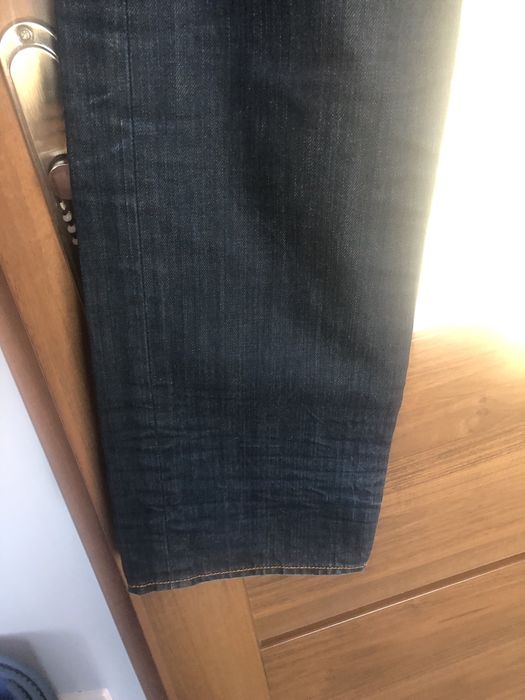 Dżinsy męskie Levis 501 W 33 L 34 granatowe przecierane