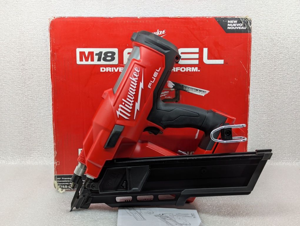 Milwaukee M18 2745-20 Акумуляторний нейлер 30° 90mm (FFN-0C)