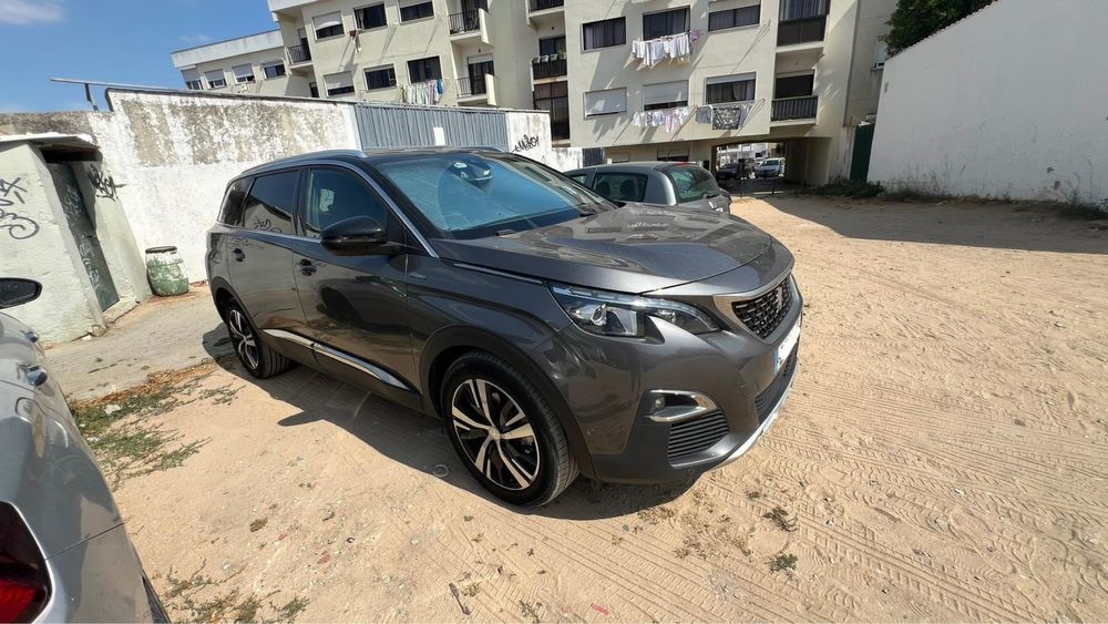 Vendo peugeot 5008 1.6 BlueHDI GT Line