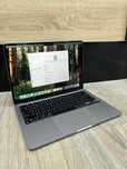 MacBook Air M2 (2022) z 8 GB RAM i 256 GB SSD
