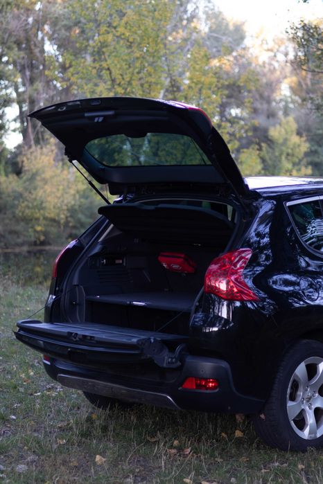Peugeot 3008 1.6 бензин