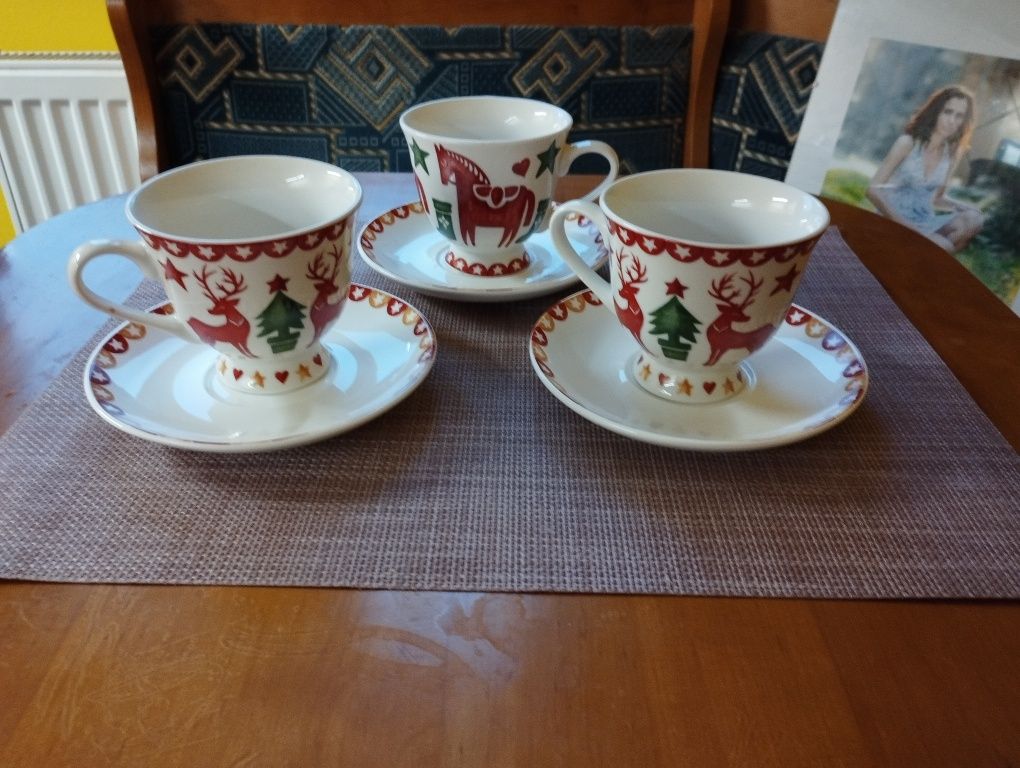 Filużanki z Homli z porcelany po 20 zł nowe