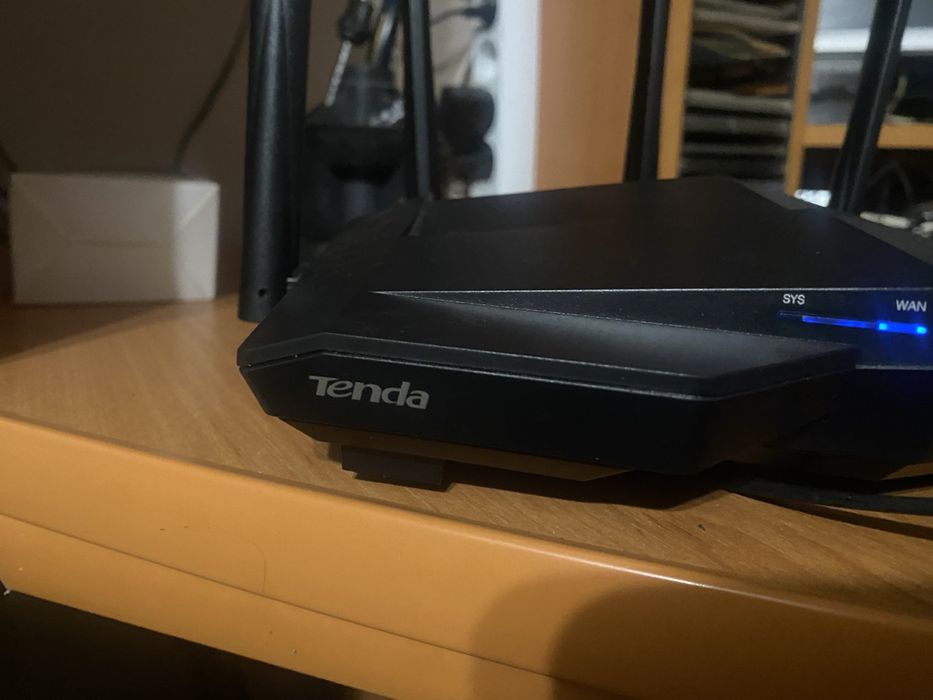 Роутер вай-фай Tenda ac1200