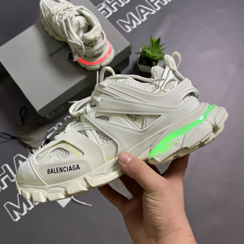 Кроссовки Balenciaga Track Led  Траки