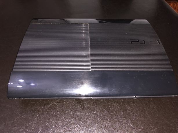 Playstation 3 SuperSlim 12Gb + Acessorios