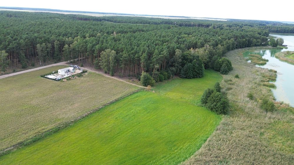 Działka rolna położona blisko jeziora!