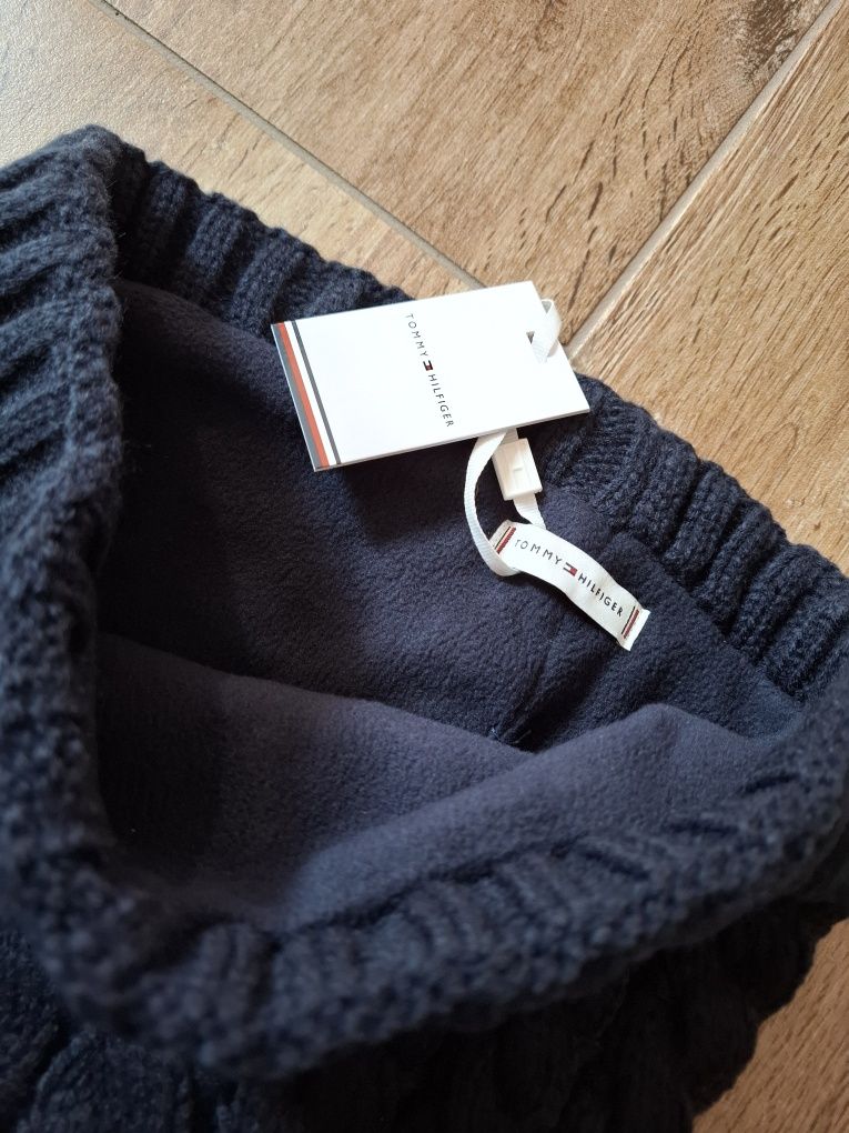 Czapka z pomponem + komin damski granat granatowy Tommy Hilfiger
