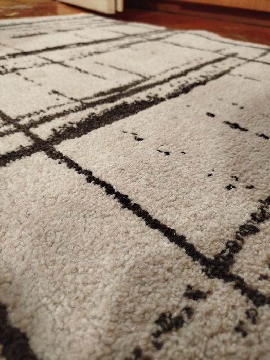 Килим на підлогу