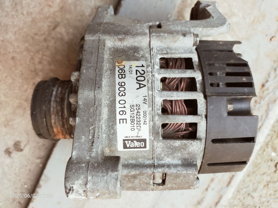 Генератор Фольксваген Пассат Б5 Ауді Шкода