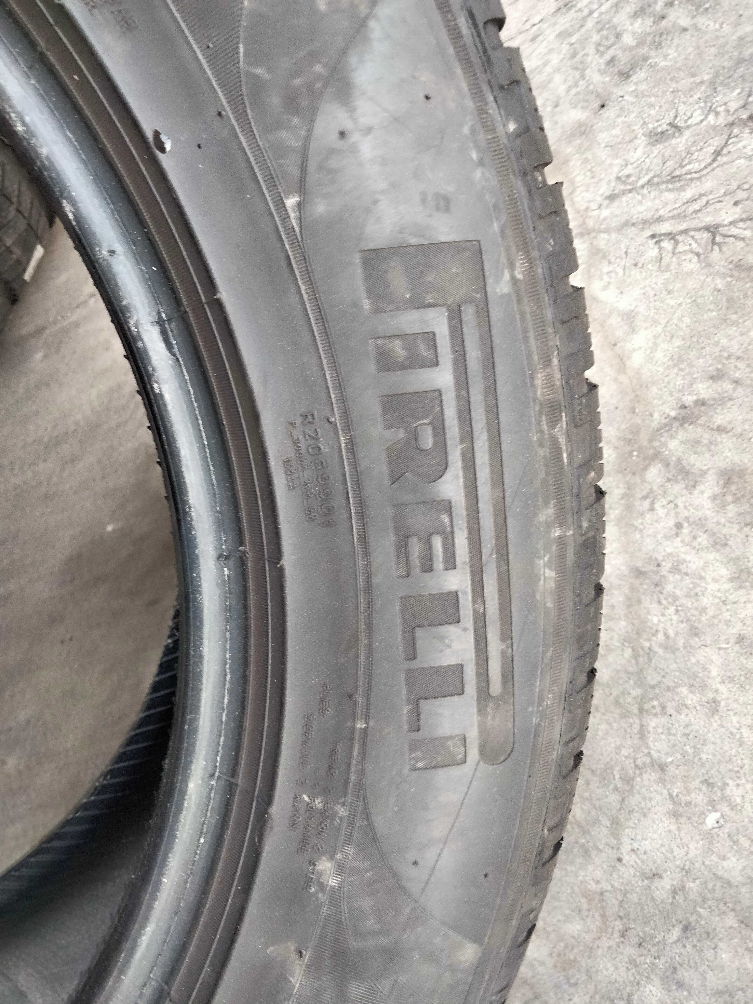 255 55R19 Pirelli