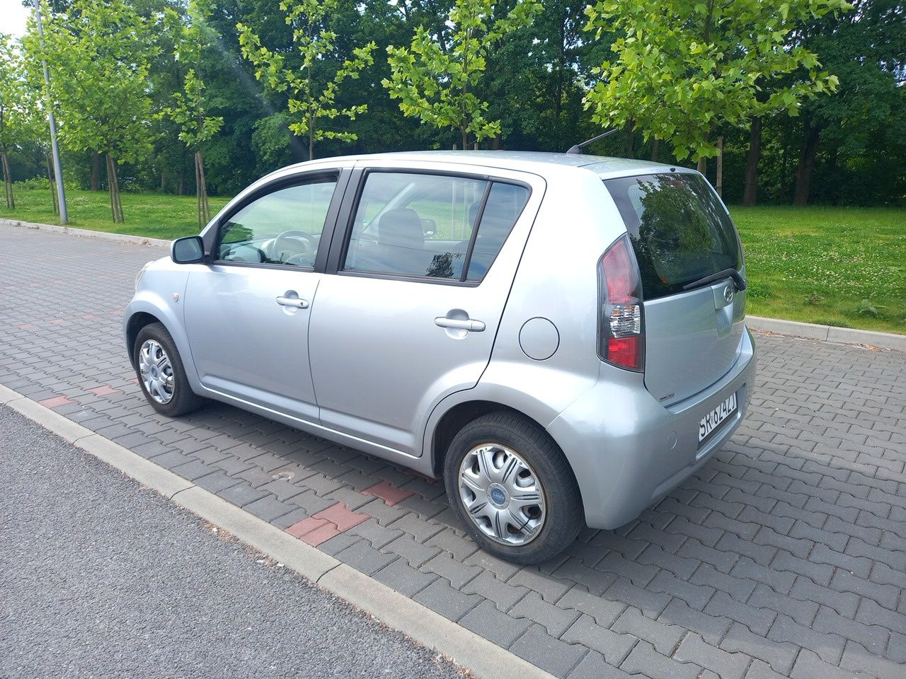 Daihatsu Sirion 1.0 klima