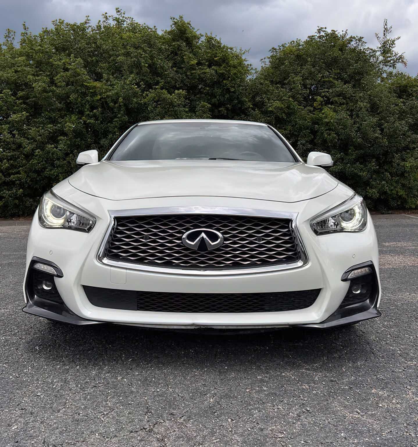 Infiniti Q50  2021