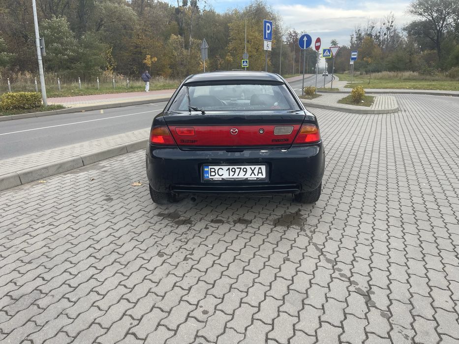 Mazda 323 F продам