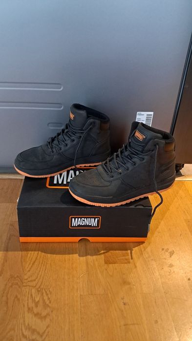 Buty zimowe męskie MAGNUM r.41 dla chlopca