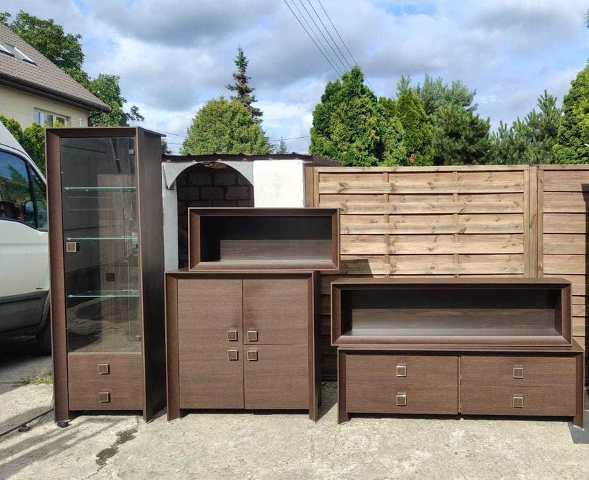 Zestaw BRW Sorrento witryna + komoda  + szafka RTV + półki zestaw