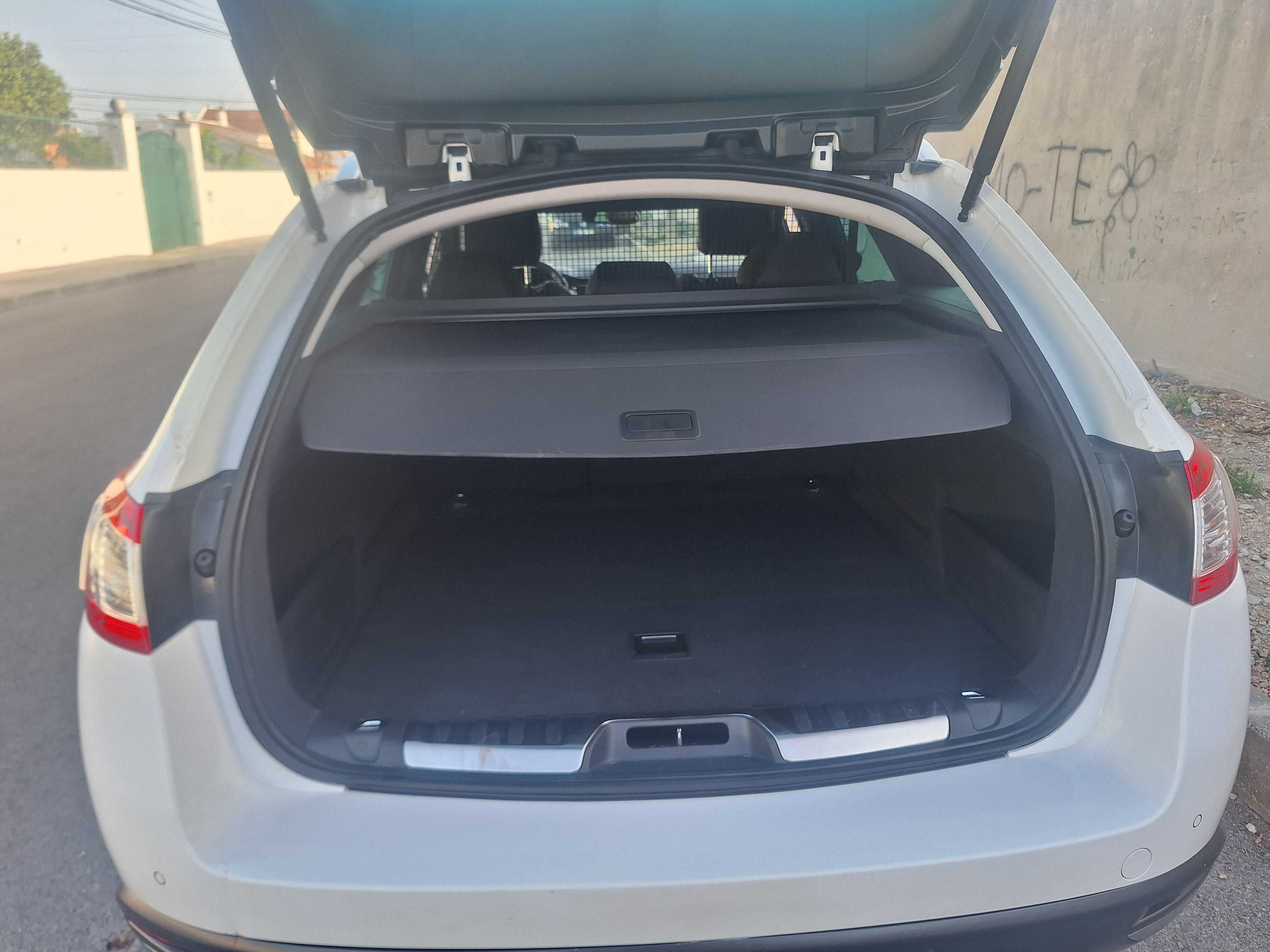 Peugeot 508 RXH 2.0 HDI de 180 C/V – Caixa Automática de 2016