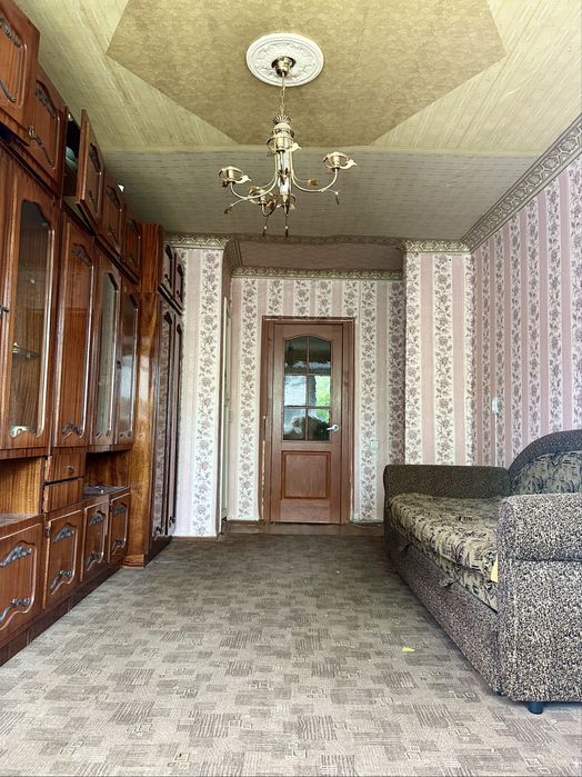 2 комн в 5-ти комн квартире, 17 квартал 3/5, кирп дом