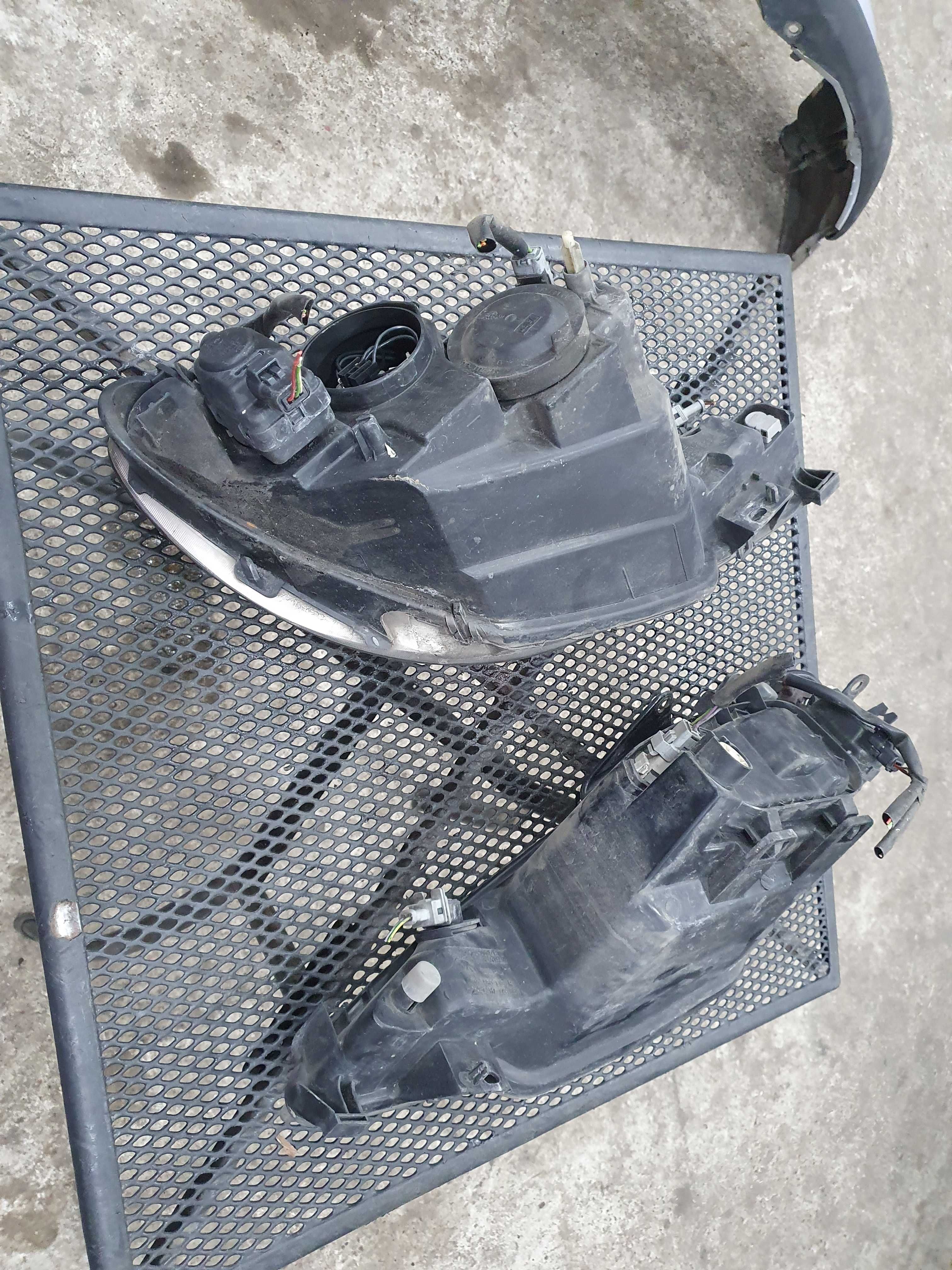 Lampa lampy przód przednie Peugeot 206 05 r komplet