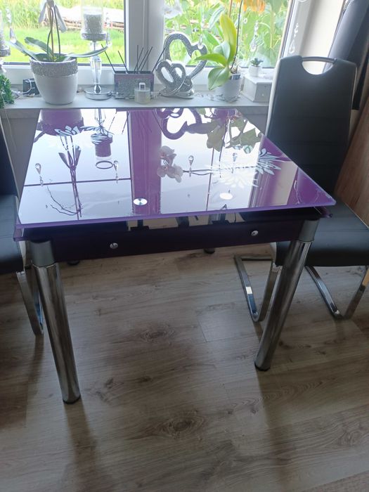 Stół szklany rozkładany