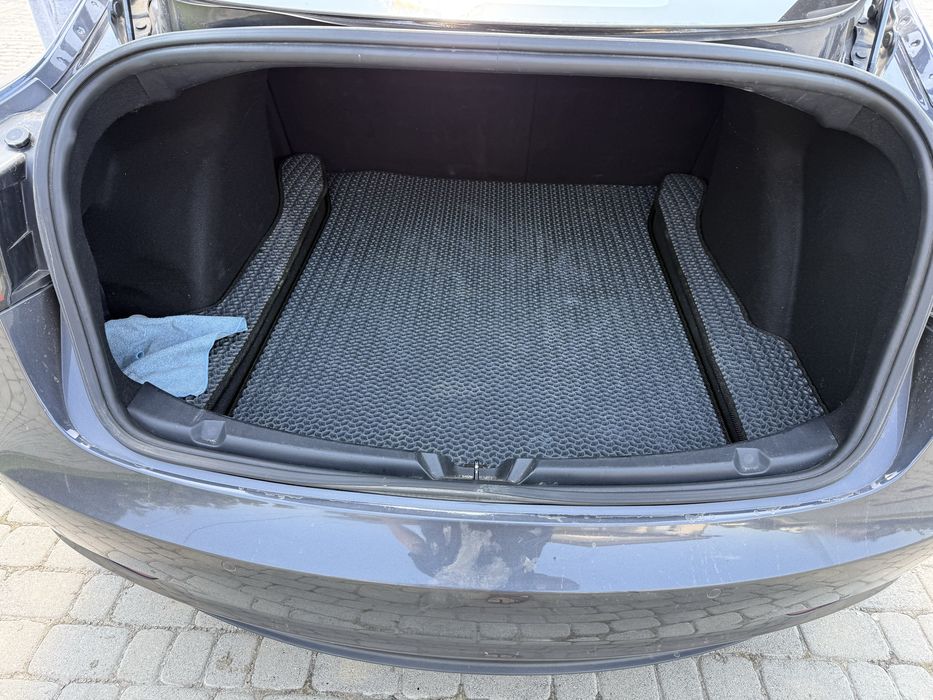 Оренда авто Tesla 3 75квт Long Range довготривала або під таксі