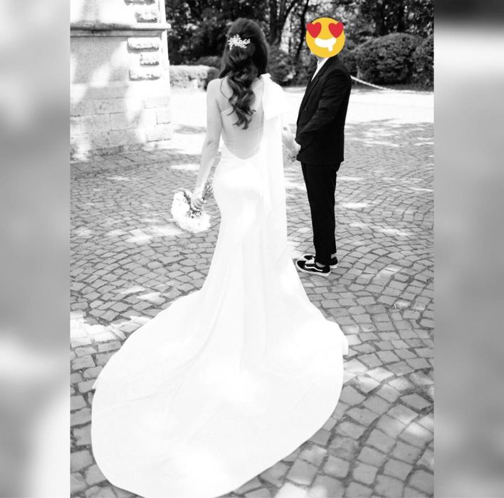 Елегантна весільна сукня Anri, силует рибка від Ange Etoiles.