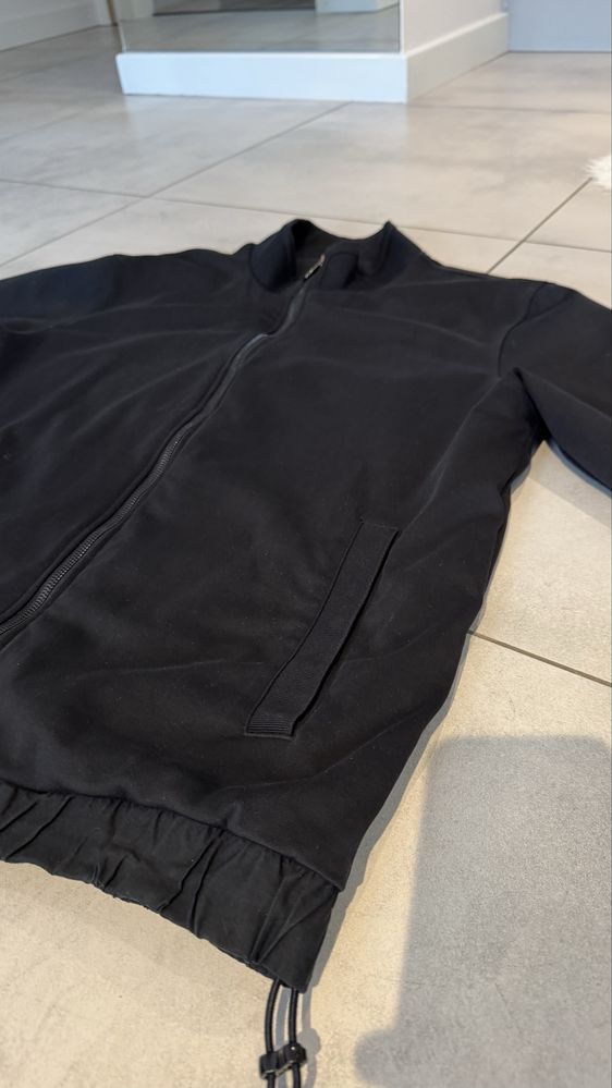 Kurtka Hugo Boss XL czarna oryginalna