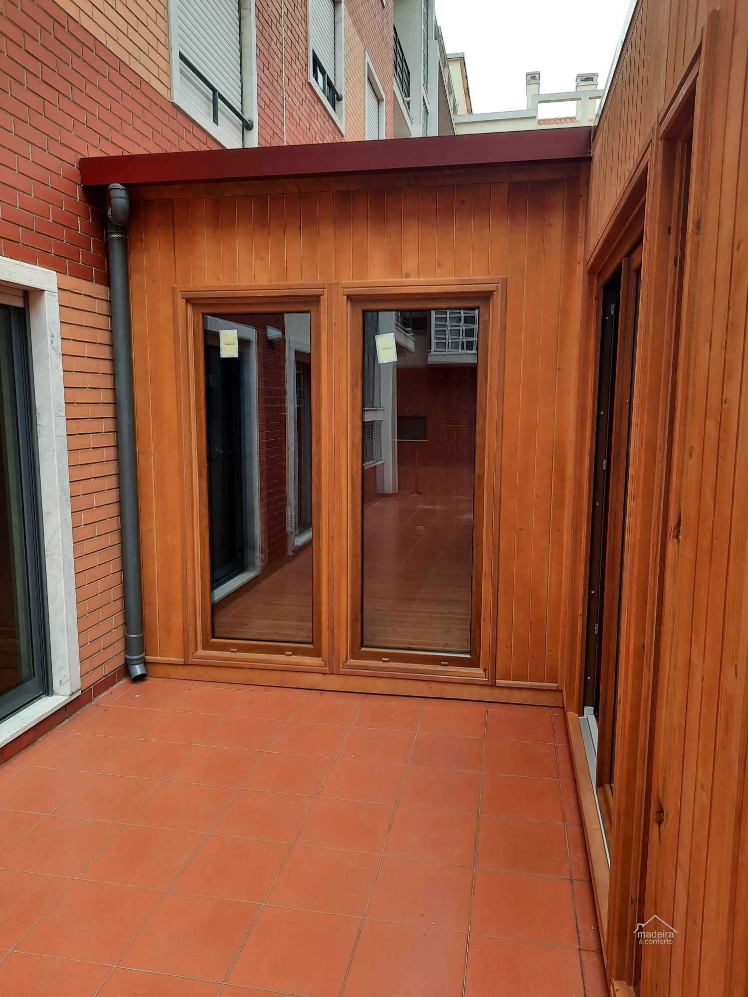anexo em madeira / esplanada - Madeira&Conforto - anx.18