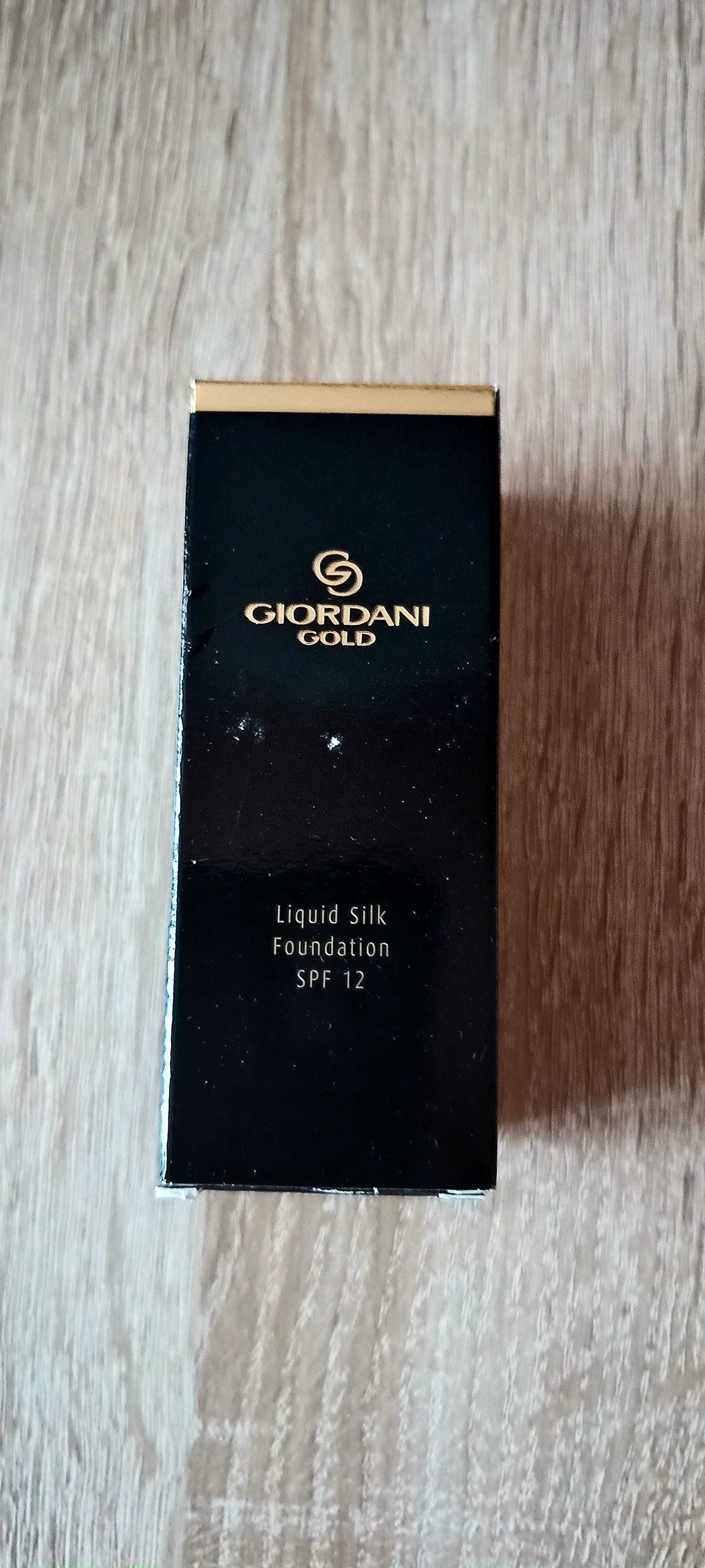 Podkład Giordani Gold liquid silk