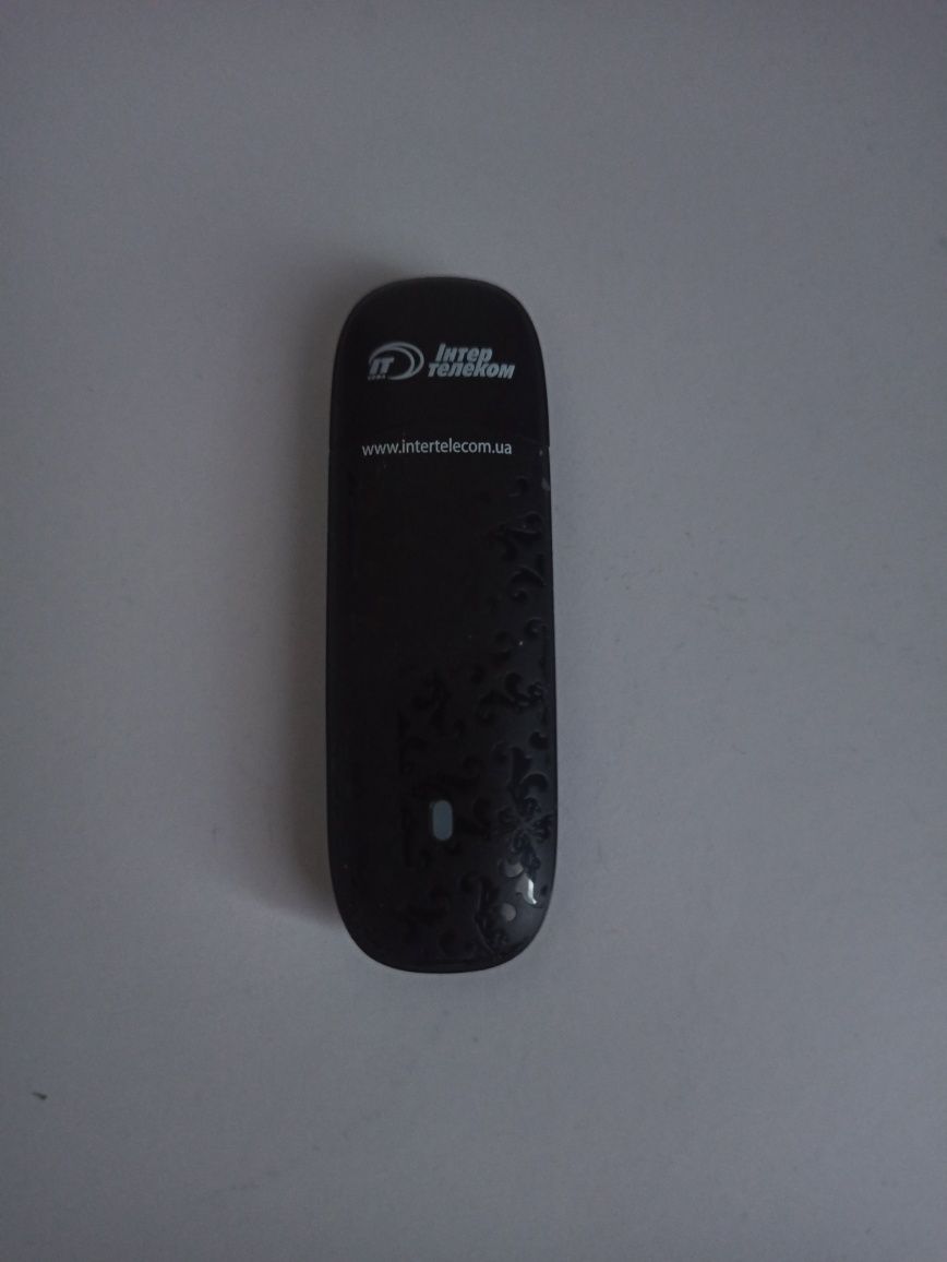 Модем HUAWEI EC 122