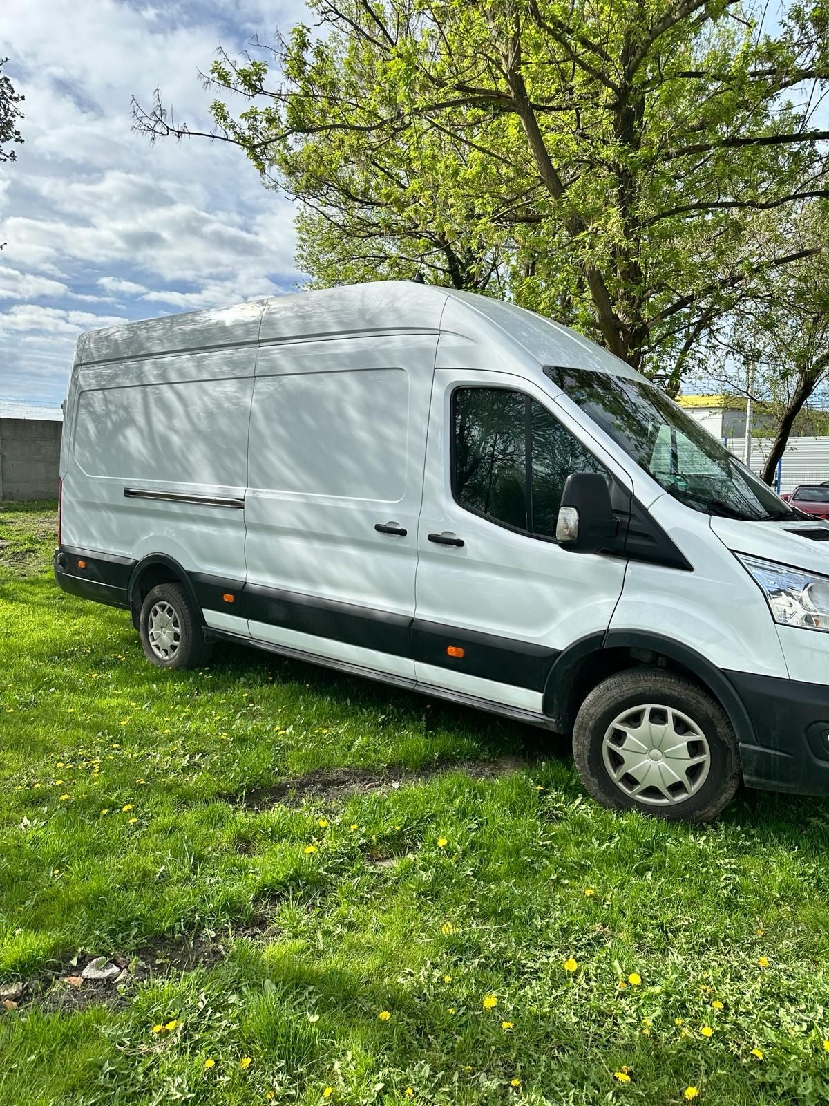 Ford transit l4h4