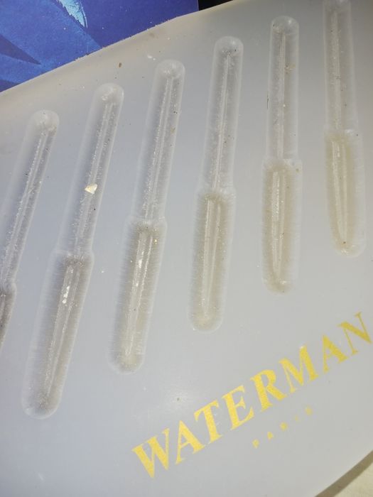 Expositor de canetas paris