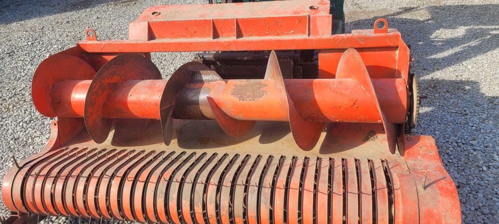 Przystawka podbieracz do fasoli do traw Bizon Claas