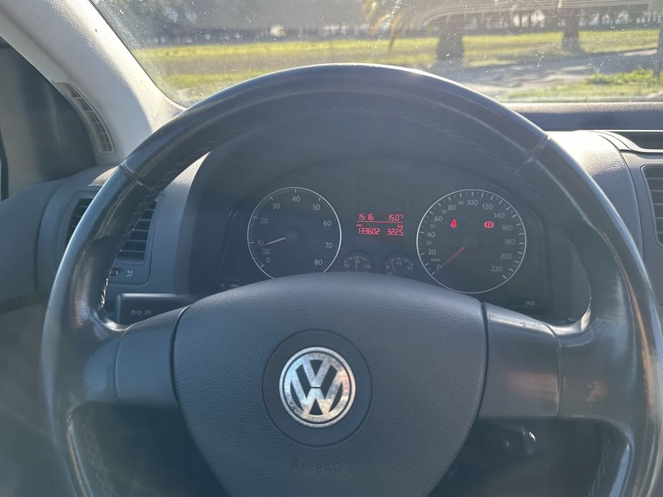 VW Golf 1.4 FSi 133680kms