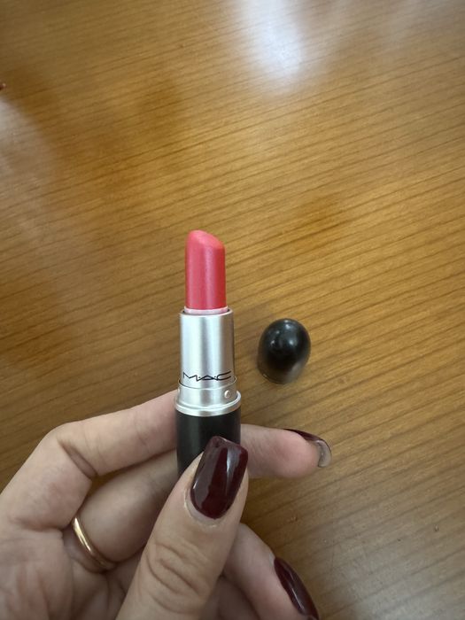 M.a.c amplified crème lipstick, помада для губ, 111, fusion pink