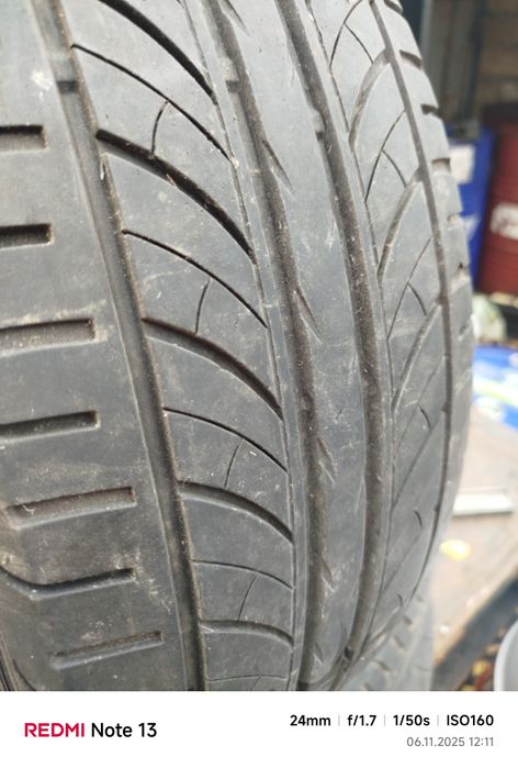 Продам 2 ската 215/60 r16