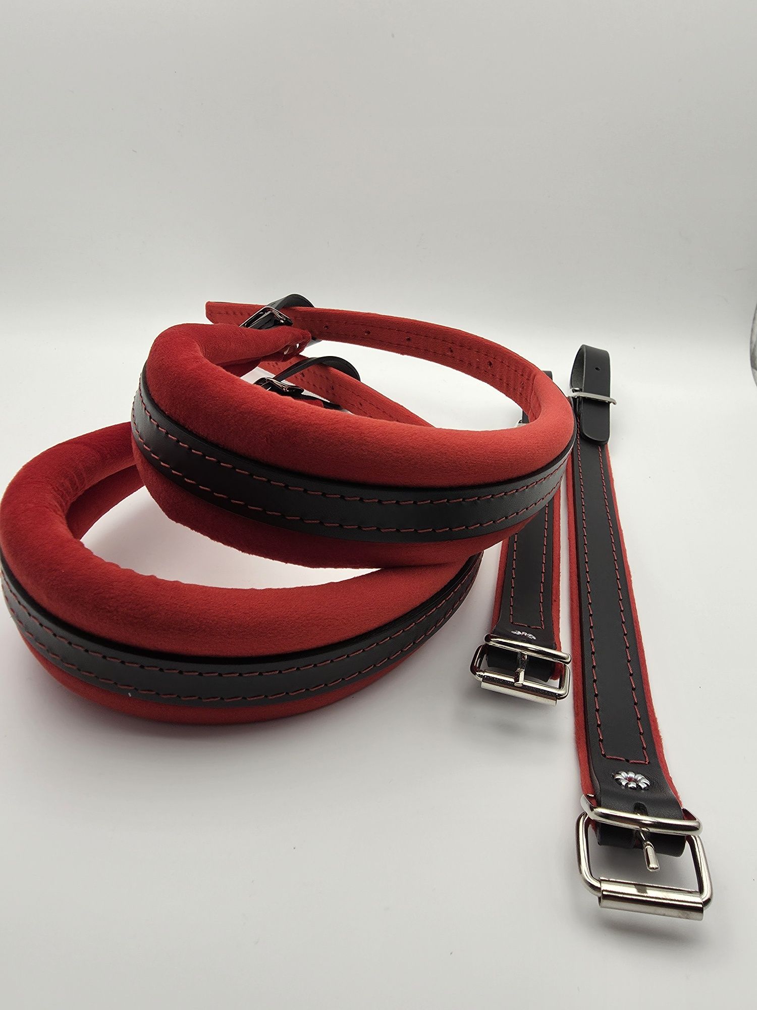 WŁOSKIE pasy nośne do akordeonu BLACK/RED 80b
80b