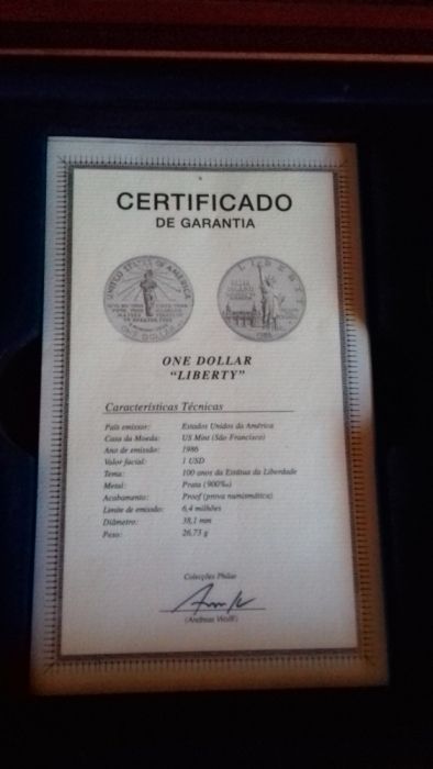 Coleçao certificada de dolares de prata.