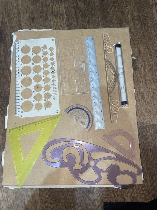 набір для креслення