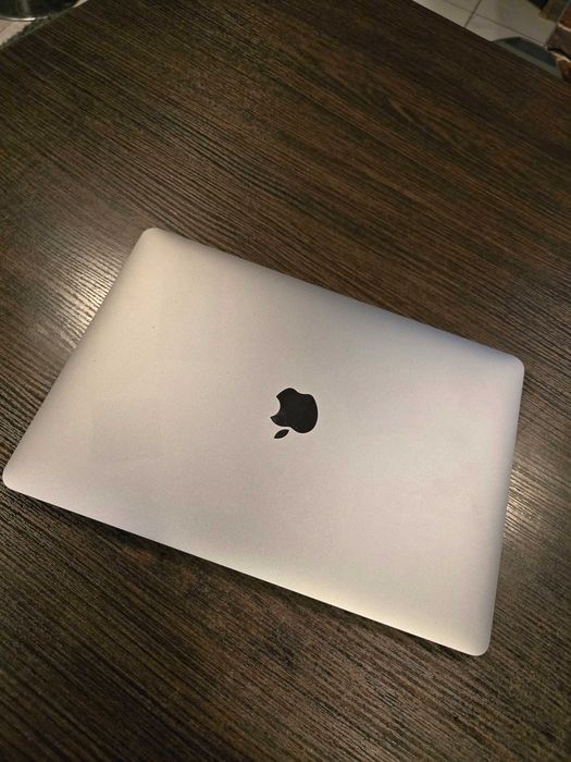 macbook air m1, 13, 2020, 256gb, 8gb ram повний комплект