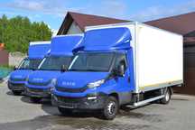 Iveco Daily 72-180 72C18 Kontener Izotermiczny Izoterma Winda 1000 KG Boczne drzwi 65C 70C SALON PL  Pierwszy właściciel 3 Identyczne sztuki STAN BDB
