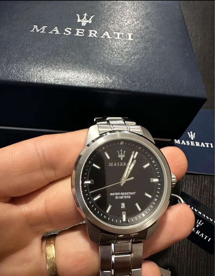 Relógio lindo Maserati